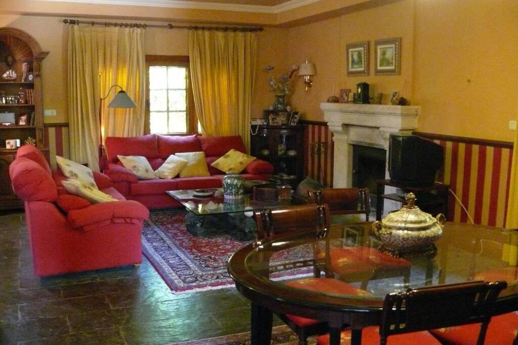 Casa En El Campo Con Encanto Алманса Екстериор снимка