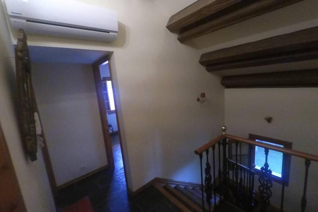 Casa En El Campo Con Encanto Алманса Екстериор снимка